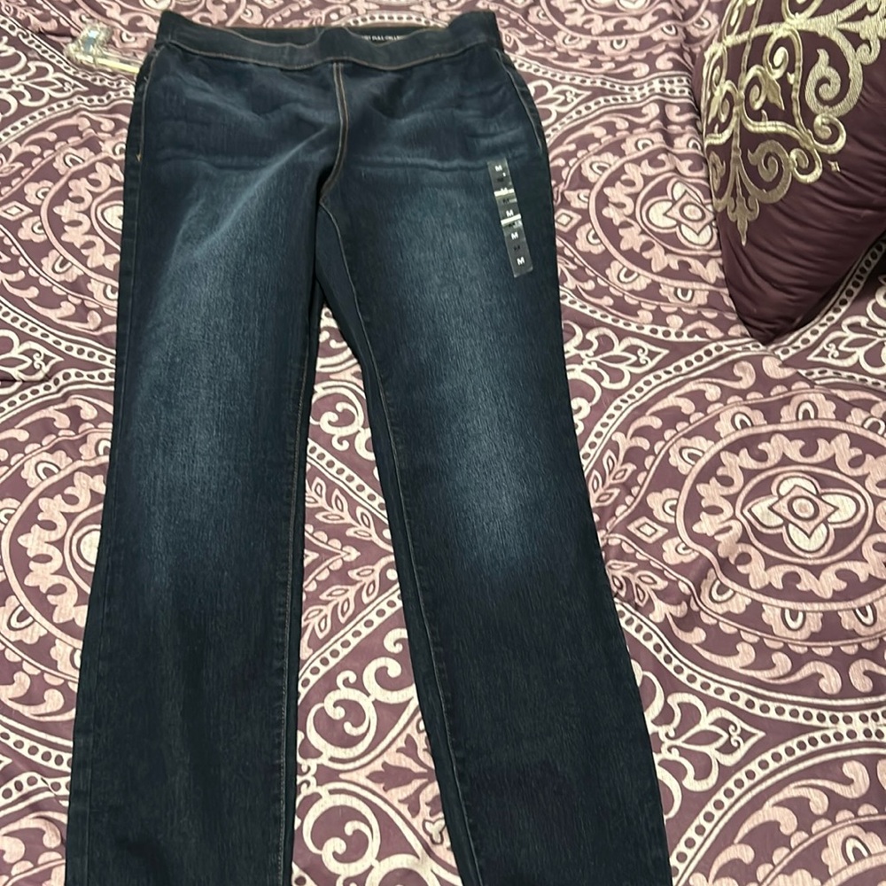 Dark pull on high waist jean from NY and Co